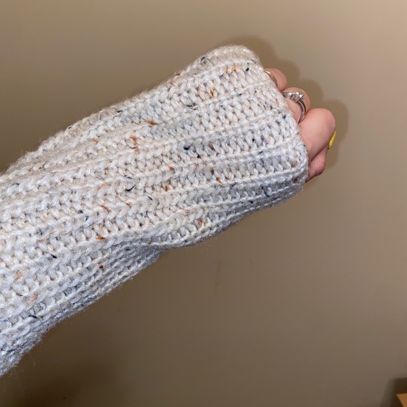 A New Day beige and cream chunky knit sweater sz L - Picture 8 of 11